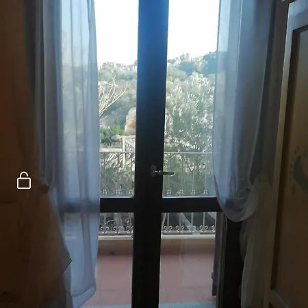 Oasiglo Apartment *